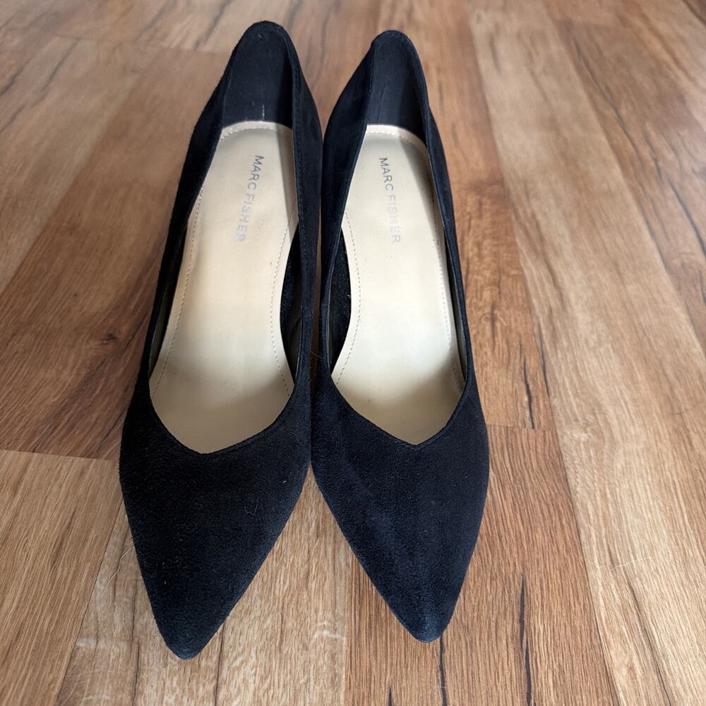 Marc Fisher Womens Size 7.5 Zala Block Heel Pump Black Suede Pointy Toe Heels